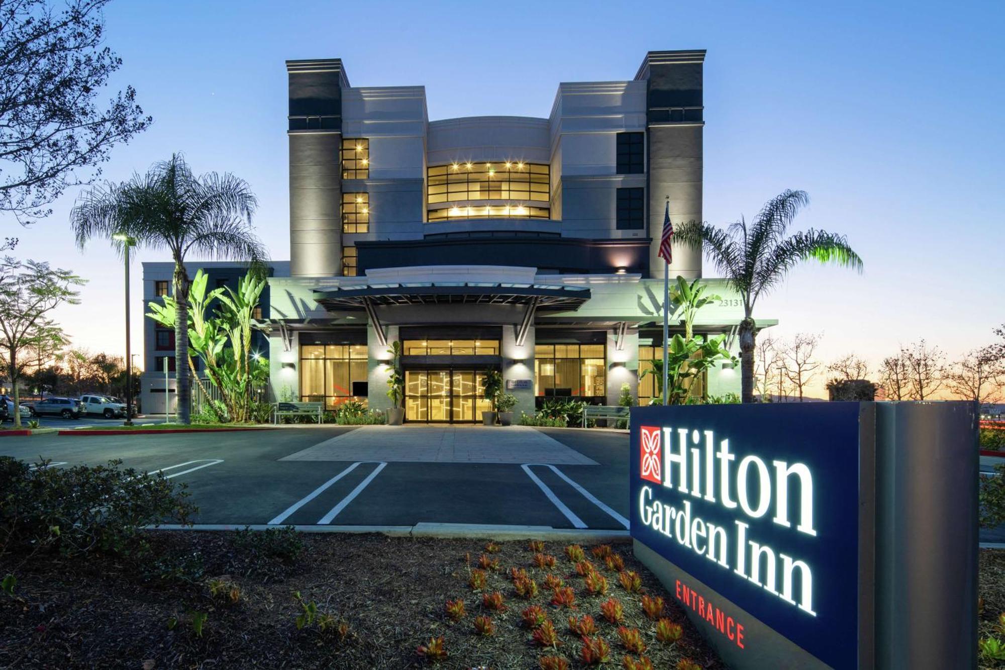 Hilton Garden Inn Irvine Spectrum Lake Forest Exterior photo